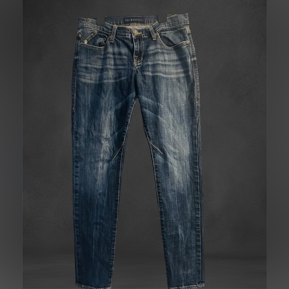 Rock & Republic Womens Jeans
Emo Skinny Blue Denim Dark Wash, Size 6